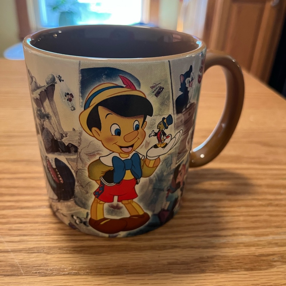 VTG WDW DISNEY STORE PINOCCHIO GEPPETTO JIMINY COFFEE CUP MUG PICTURE Art MINT